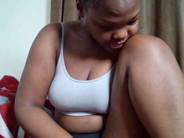 Sexyicey webcam