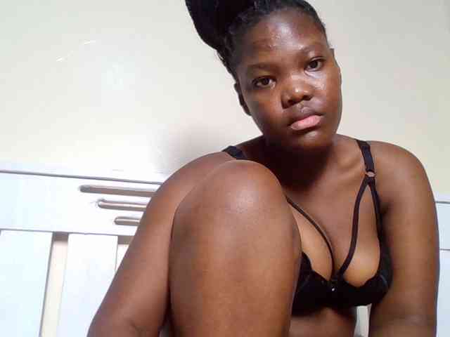 Sexyicey webcam