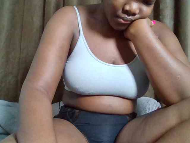 Sexyicey webcam