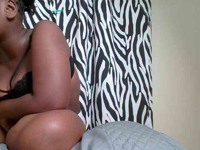 Sexyicey webcam