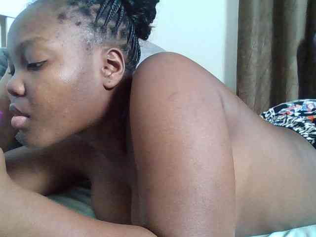Sexyicey webcam