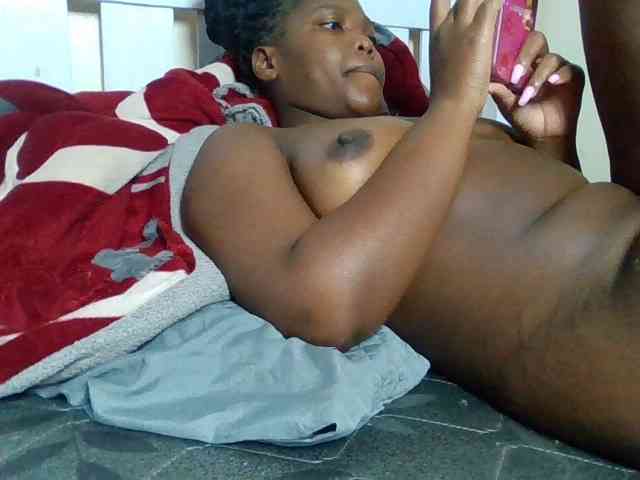 Sexyicey webcam