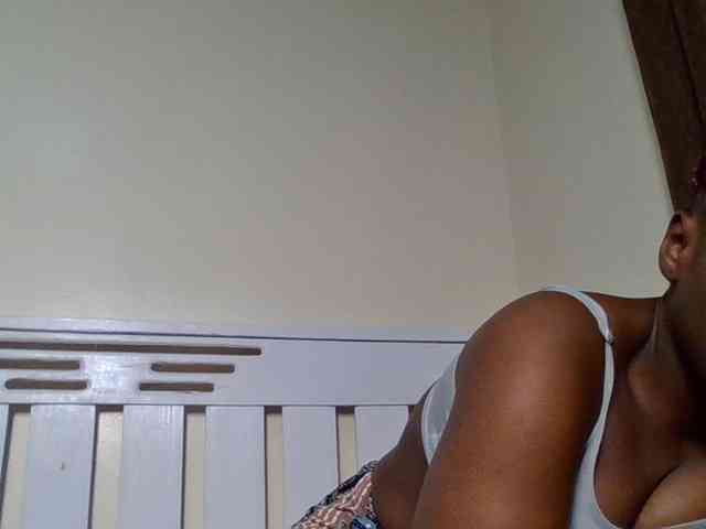 Sexyicey webcam