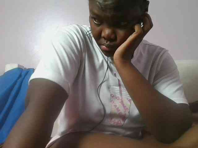 Sexyicey webcam