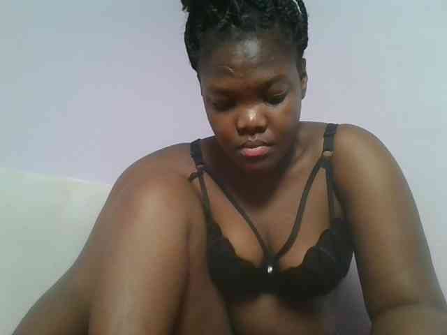 Sexyicey webcam