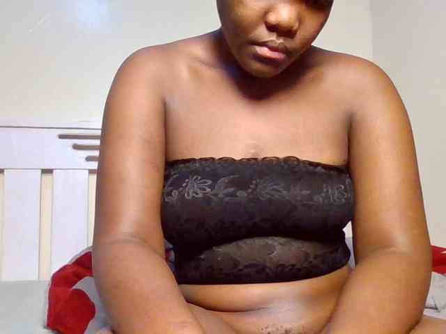 Model: Sexyicey