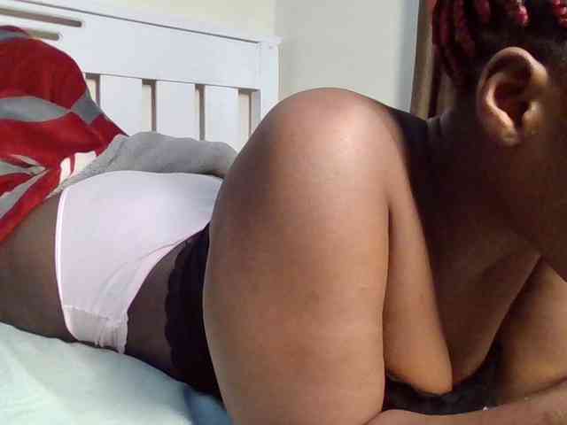 Sexyicey webcam