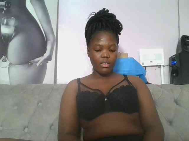 Sexyicey webcam