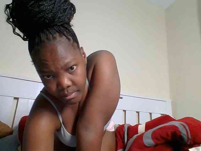 Sexyicey webcam