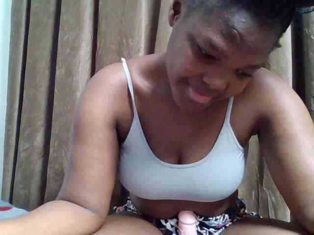 Sexyicey webcam
