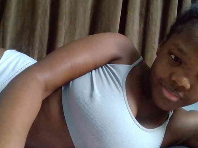 Sexyicey webcam