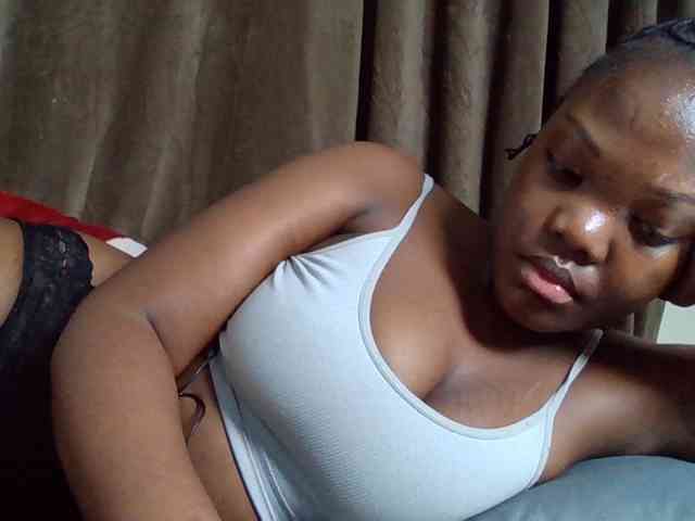 Sexyicey webcam