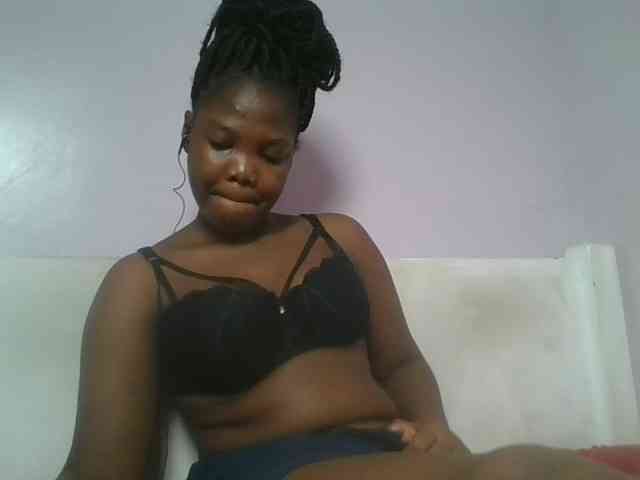 Sexyicey webcam