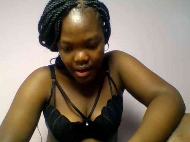 Sexyicey webcam