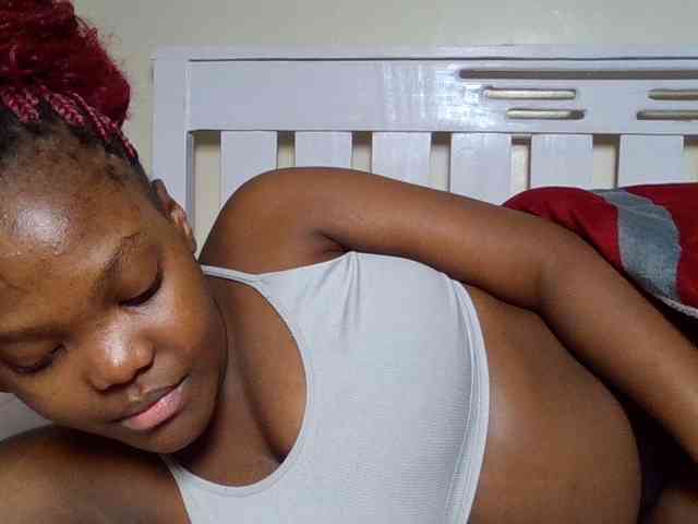 Sexyicey webcam