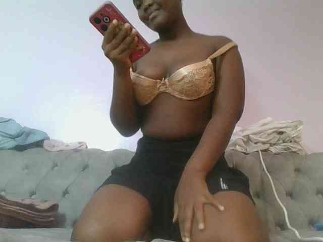 Sexyicey webcam