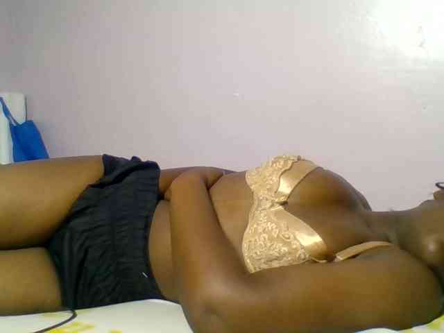 Sexyicey webcam