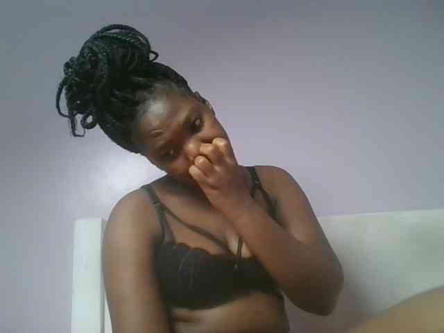 Sexyicey webcam