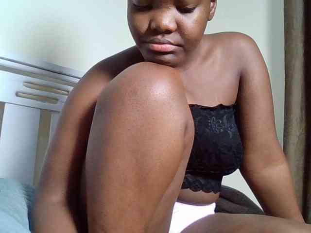 Sexyicey webcam