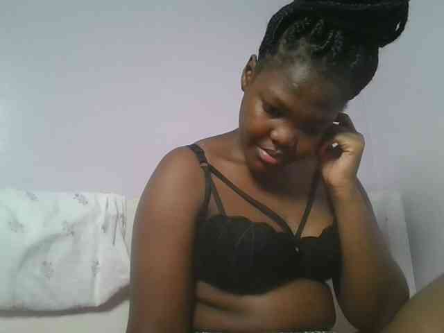 Sexyicey webcam