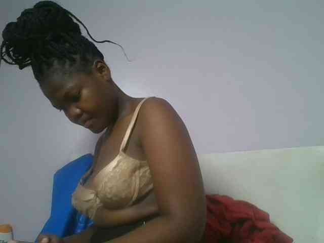 Sexyicey webcam