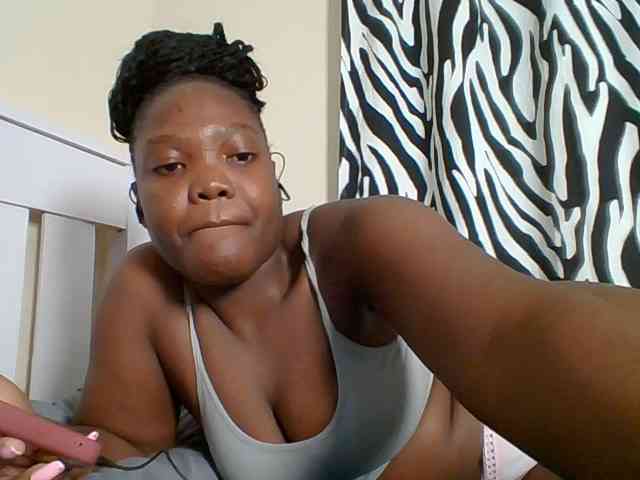 Sexyicey webcam
