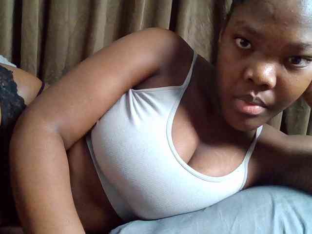 Sexyicey webcam