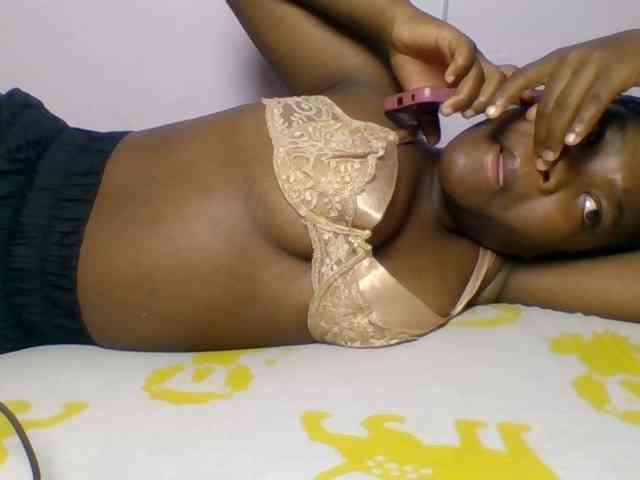 Sexyicey webcam