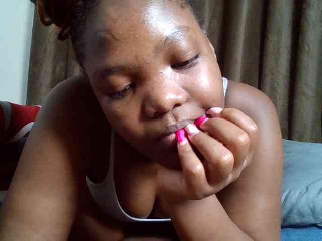 Sexyicey webcam