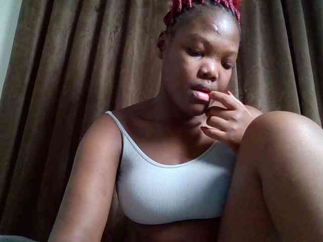 Sexyicey webcam