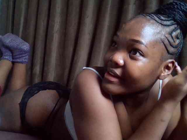 Sexyicey webcam