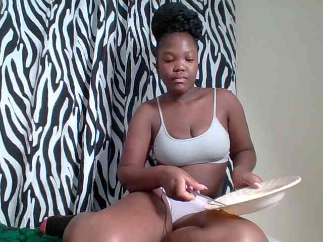 Sexyicey webcam