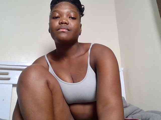 Sexyicey webcam
