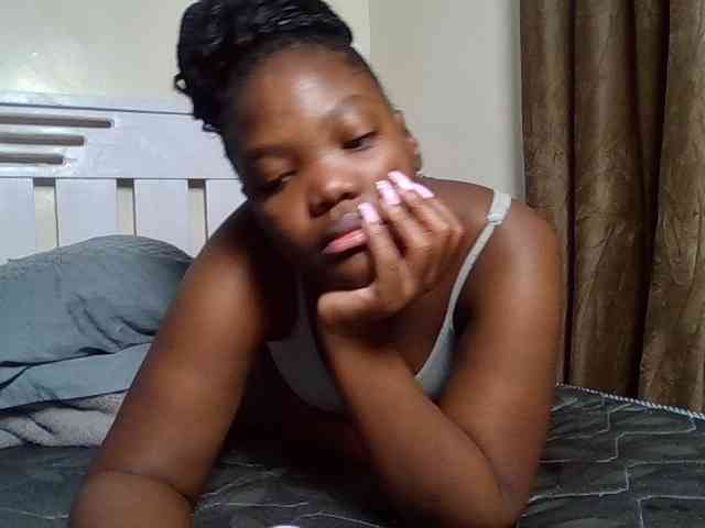 Sexyicey webcam