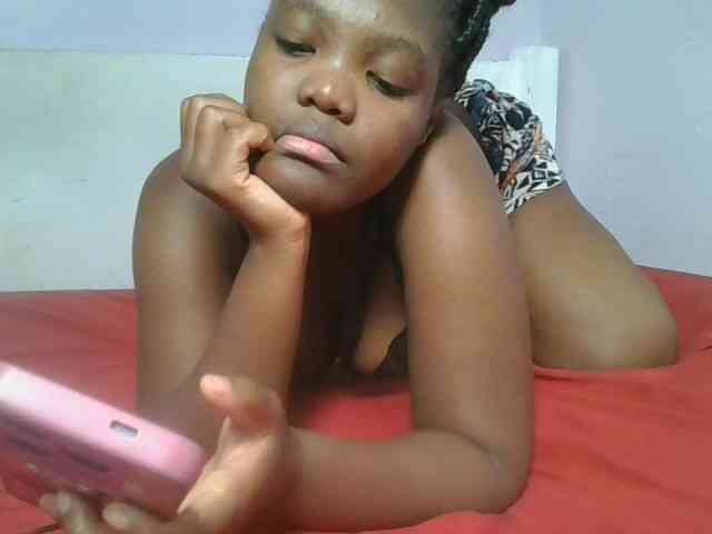 Sexyicey webcam