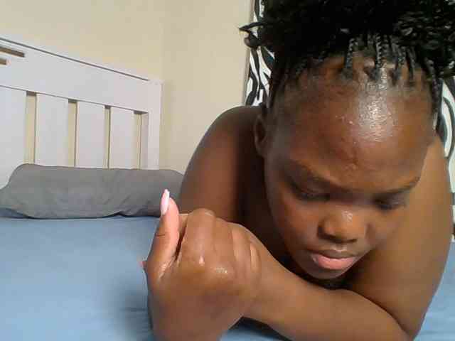 Sexyicey webcam