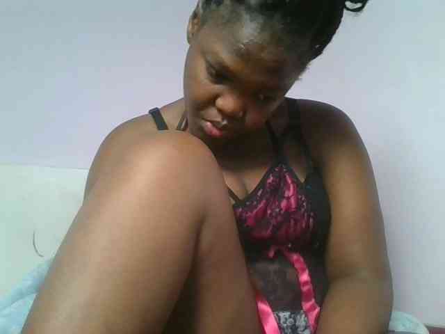 Sexyicey webcam