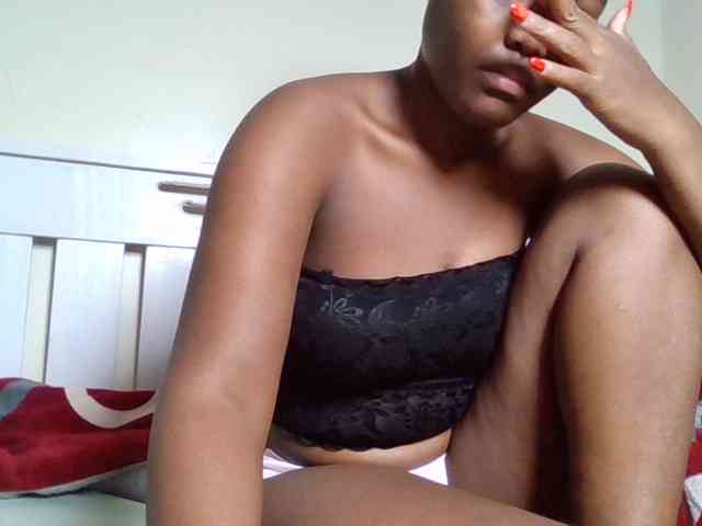Sexyicey webcam