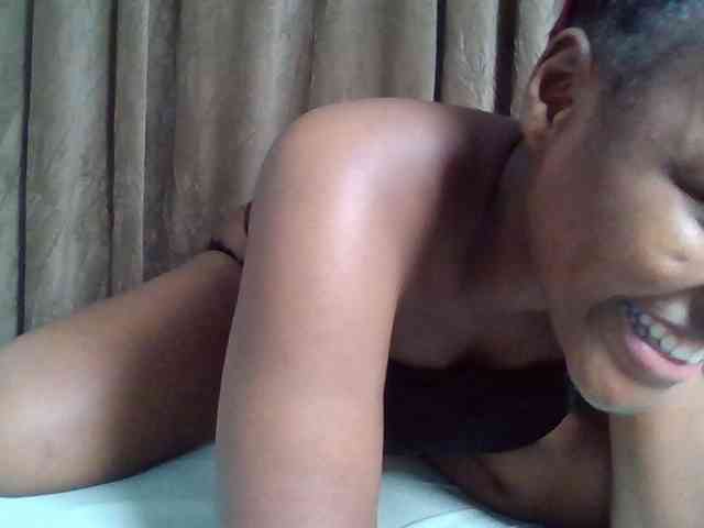 Sexyicey webcam