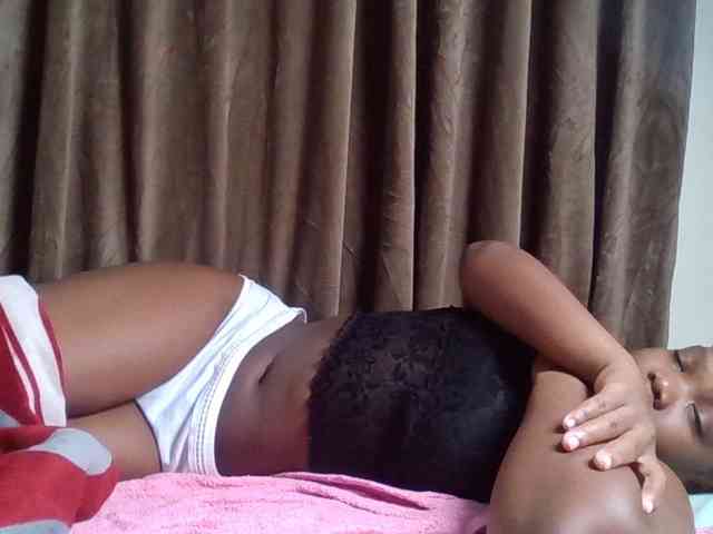 Sexyicey webcam