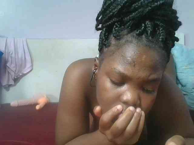 Sexyicey webcam
