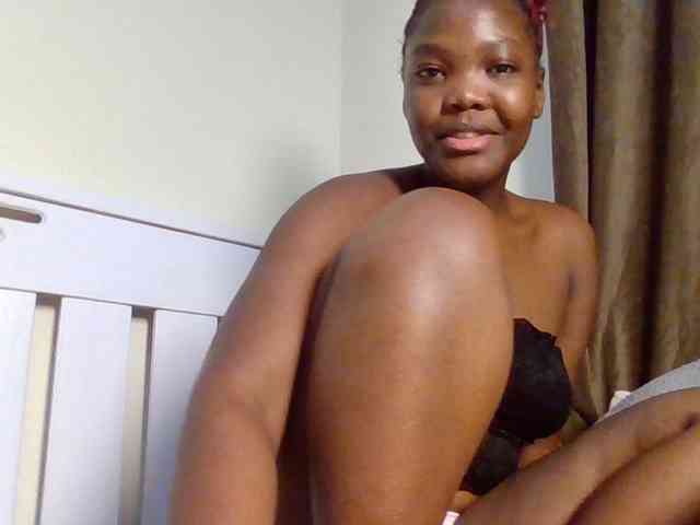 Sexyicey webcam