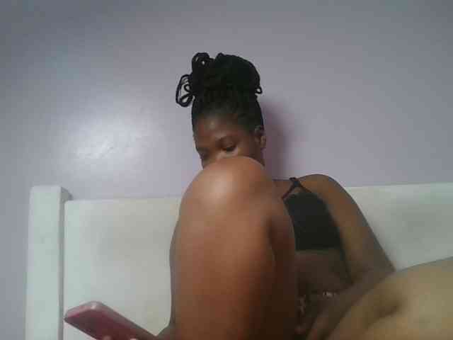 Sexyicey webcam