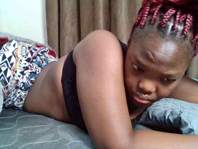 Sexyicey webcam