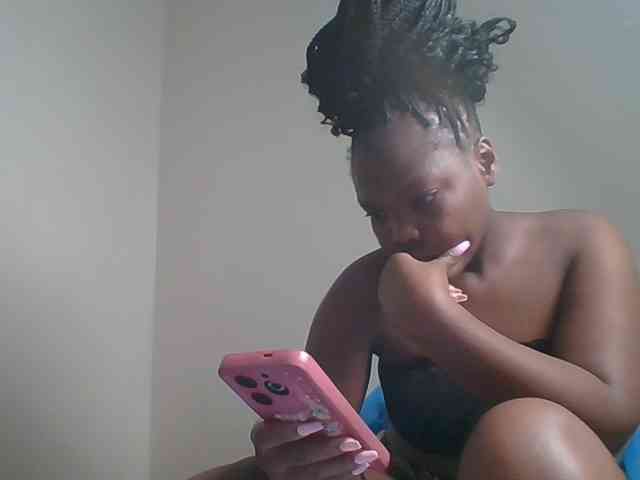 Sexyicey webcam