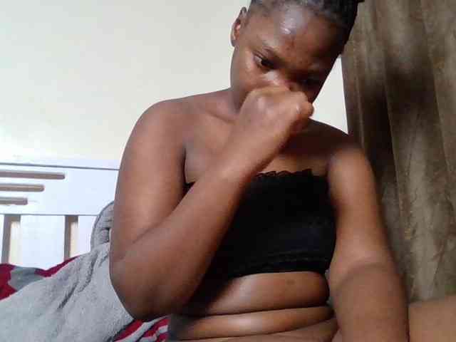 Sexyicey webcam