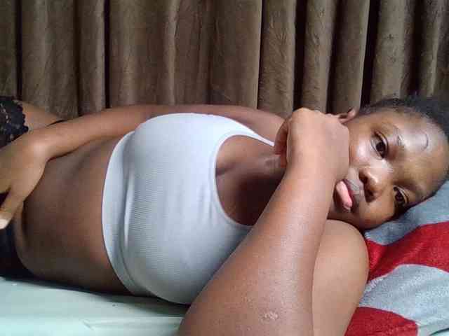 Sexyicey webcam