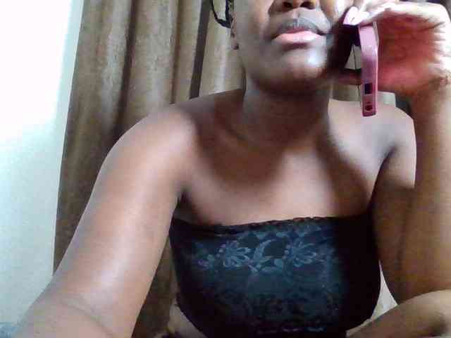 Sexyicey webcam