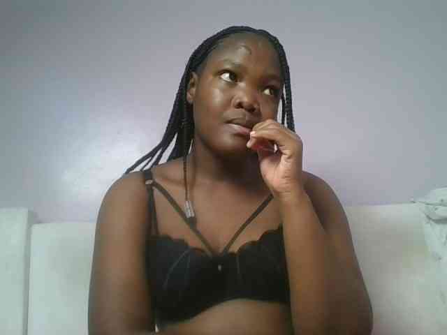 Sexyicey webcam