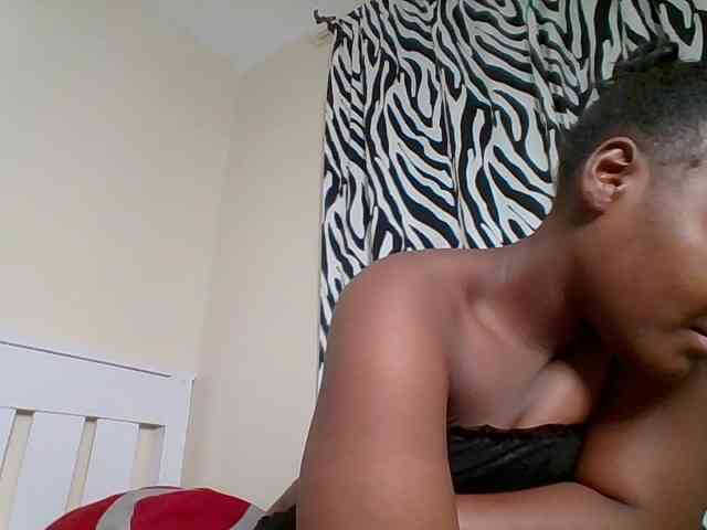 Sexyicey webcam